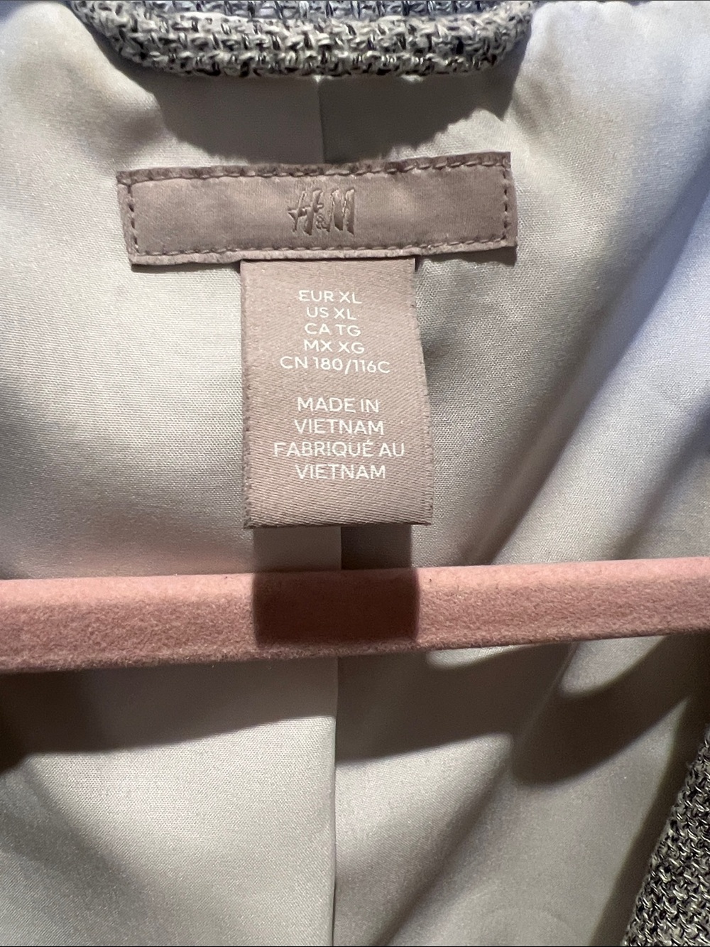 H&M Grey Textured Single-Button Blazer Jacket - Picture 2 of 3